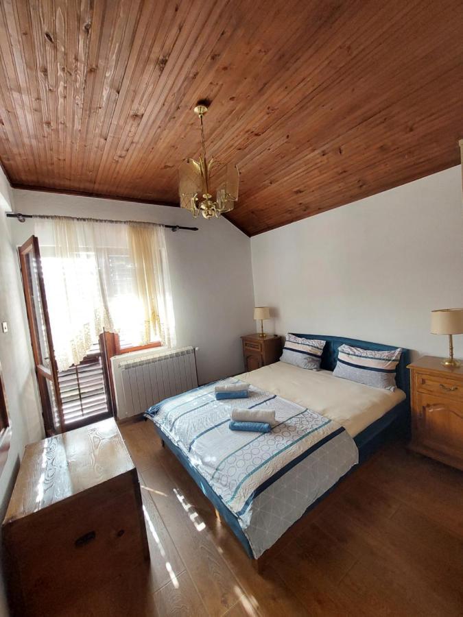 Holiday Home Milanovic ツェティニェ エクステリア 写真